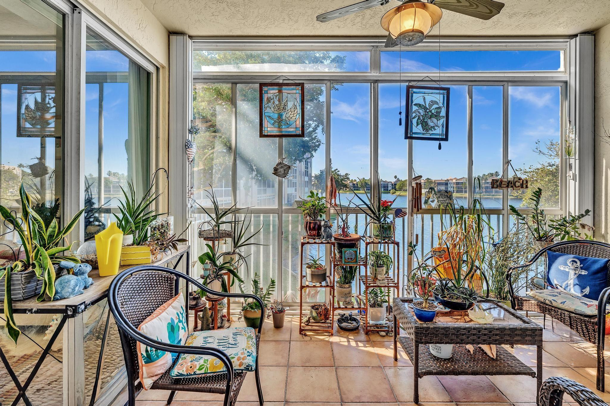 KINGS POINT - Residential