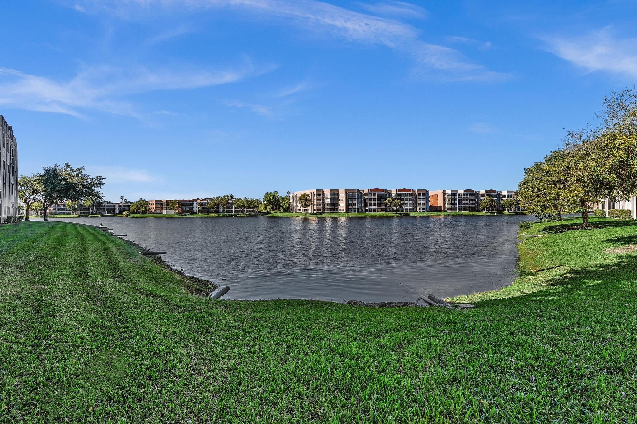 KINGS POINT - Residential