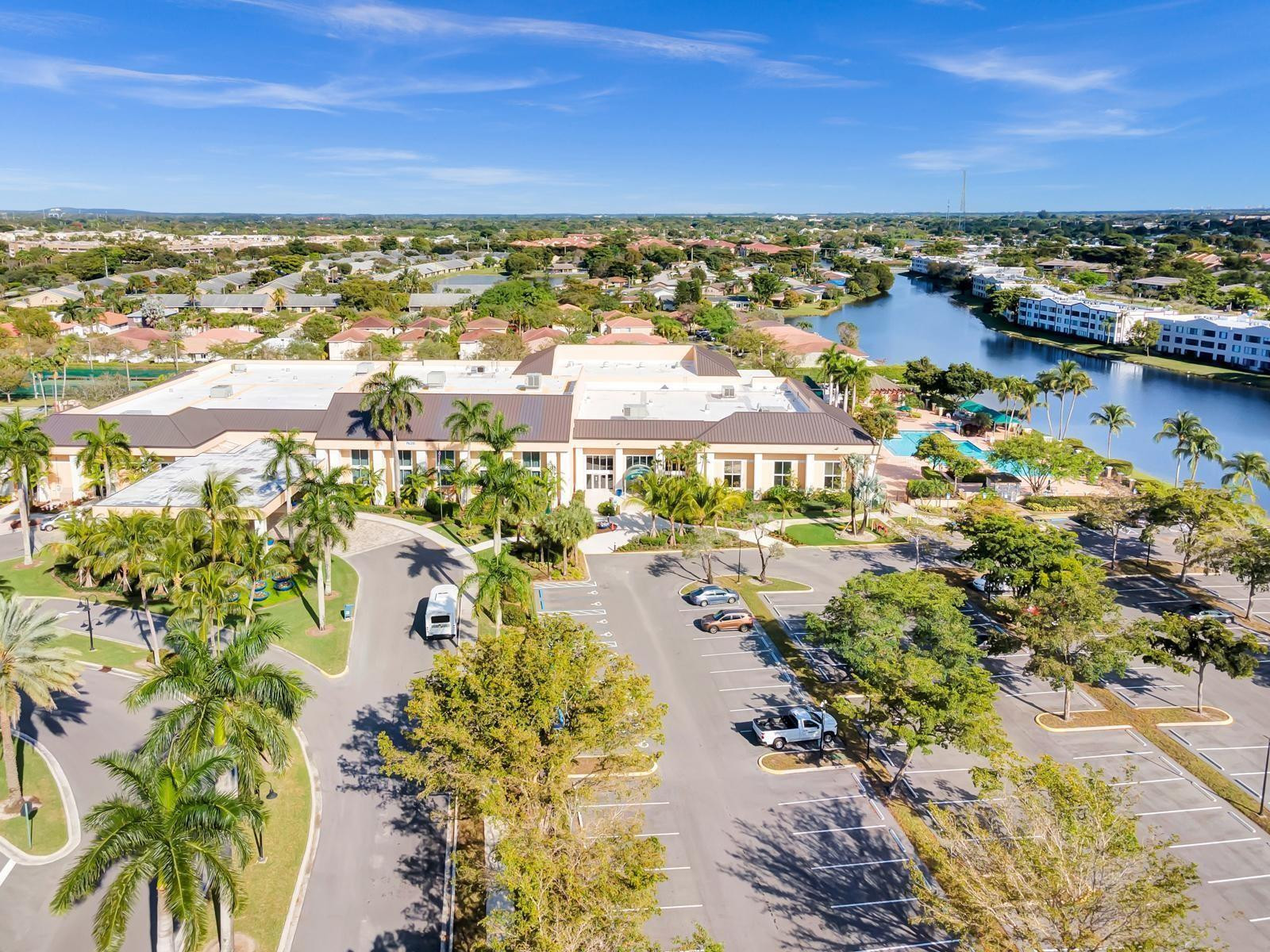 KINGS POINT - Residential