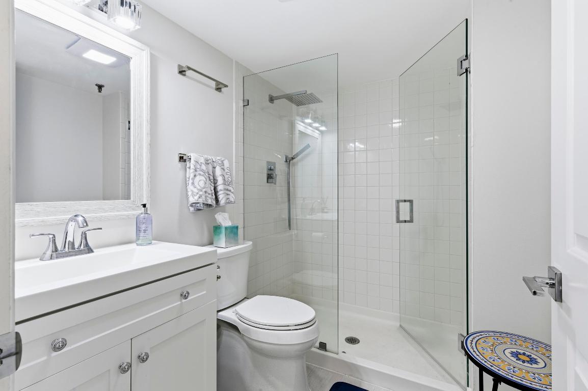 HIDDEN HARBOUR OF THE PALM BEACHES CONDO - Residential