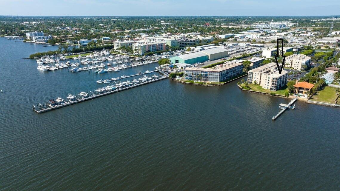 HIDDEN HARBOUR OF THE PALM BEACHES CONDO - Residential