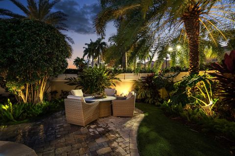 Tiny photo for 201 NE 3rd Court, Boca Raton, FL 33432 (MLS # R11167845)