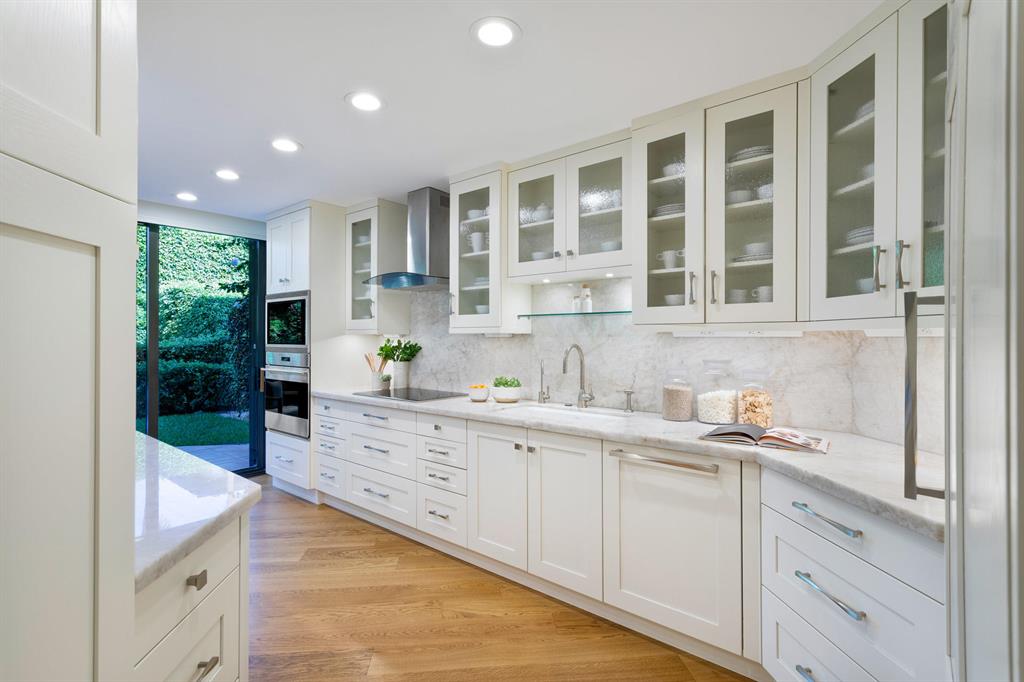 CASA ENCANTADA CONDO - Residential