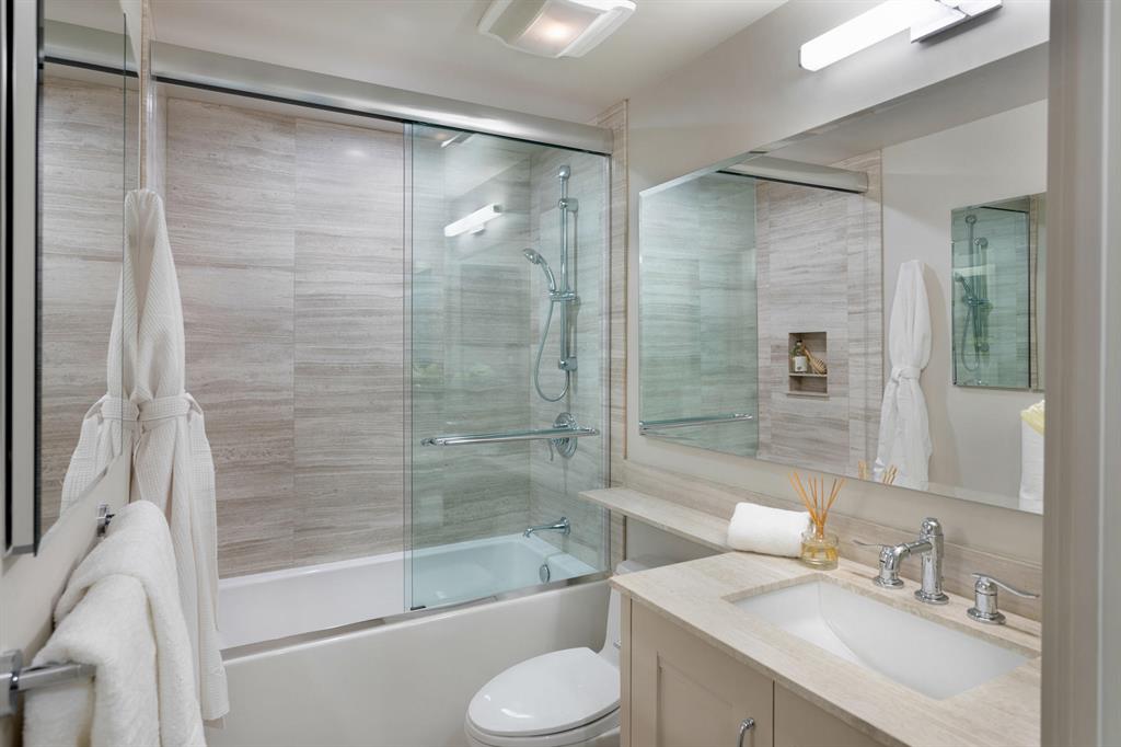 CASA ENCANTADA CONDO - Residential