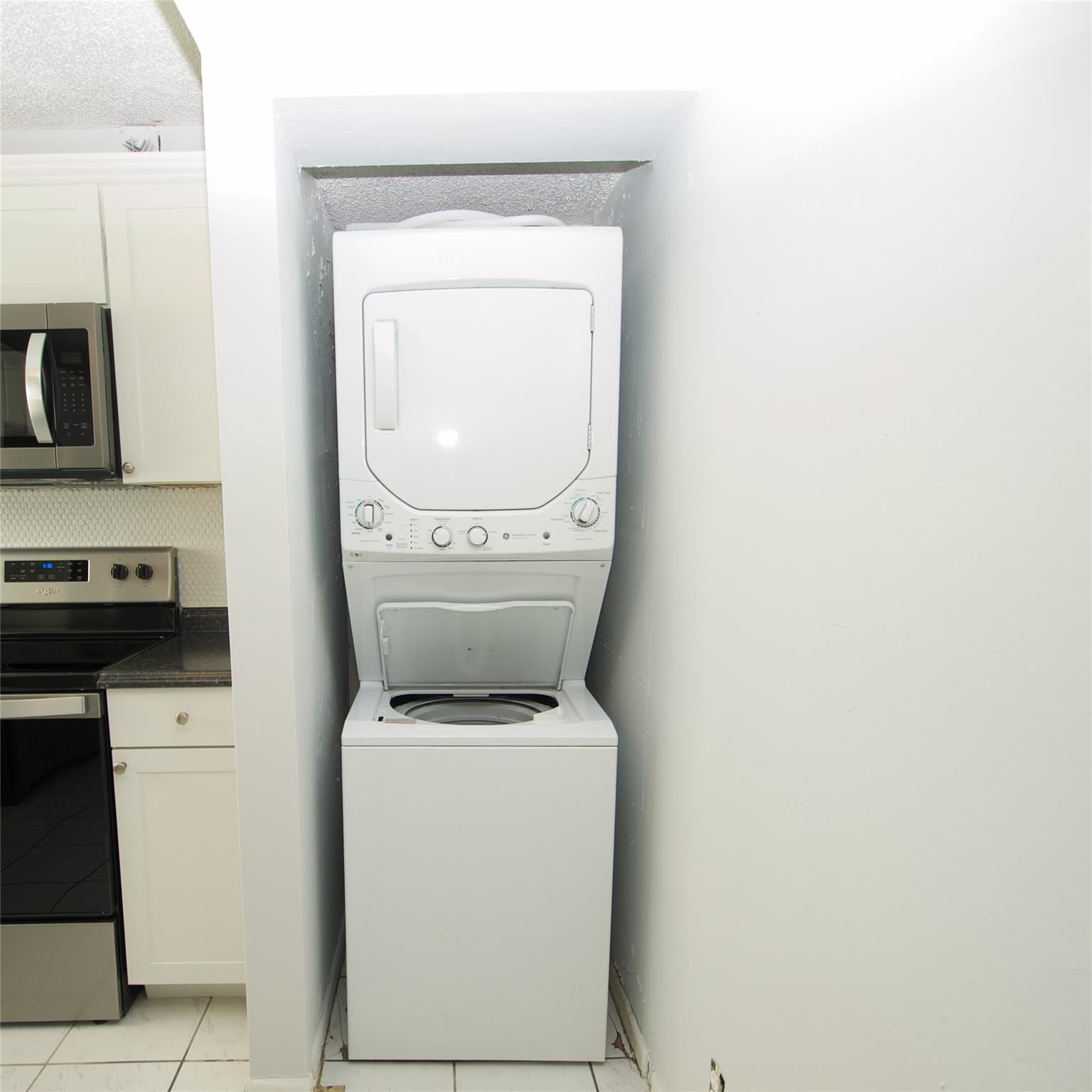 Cypress At Woodmont III - Residential Lease