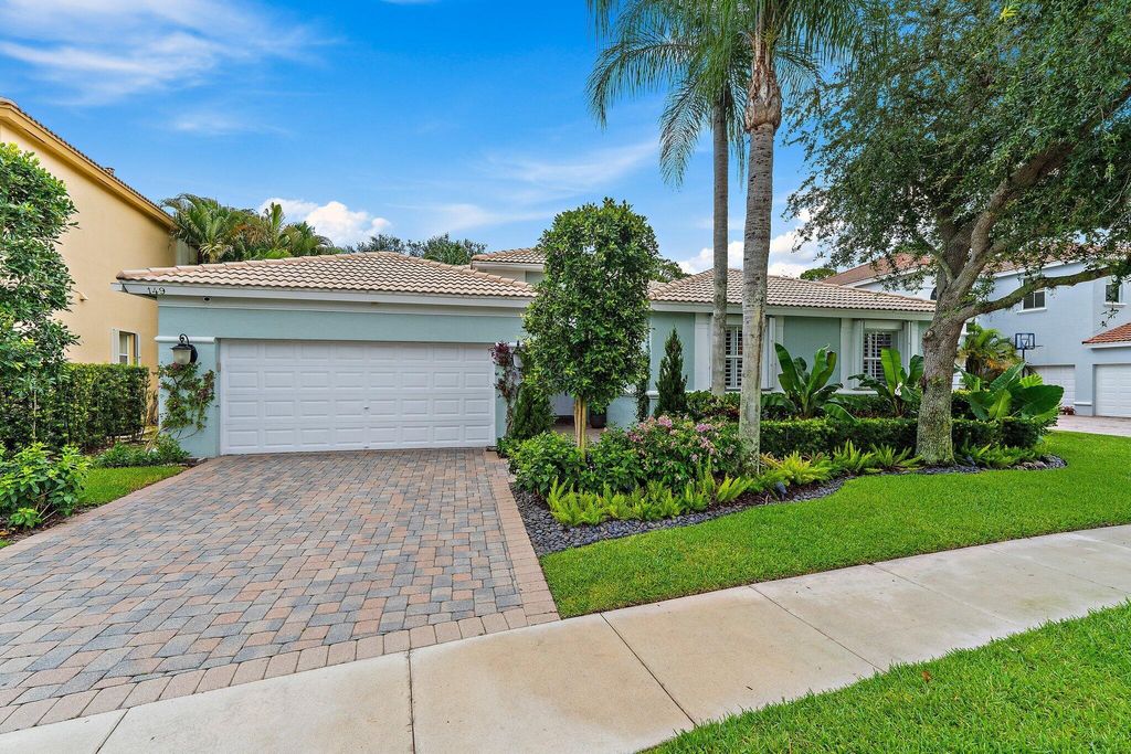 Photo of 149 Sedona Way, Palm Beach Gardens, FL 33418 (MLS # R11076302)
