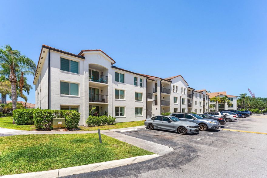 Investor Opportunity - Immediate Rental Allowed!  Spacious and beautiful water view condo 3 bedroom 2 bathroom apartment located on the third floor in the gated community of Mirabella Villas. This unit is clean and move in ready. Perfect Location is walking distance to the beach and minute from Downton boynton and Atlantic Ave in Delray.
