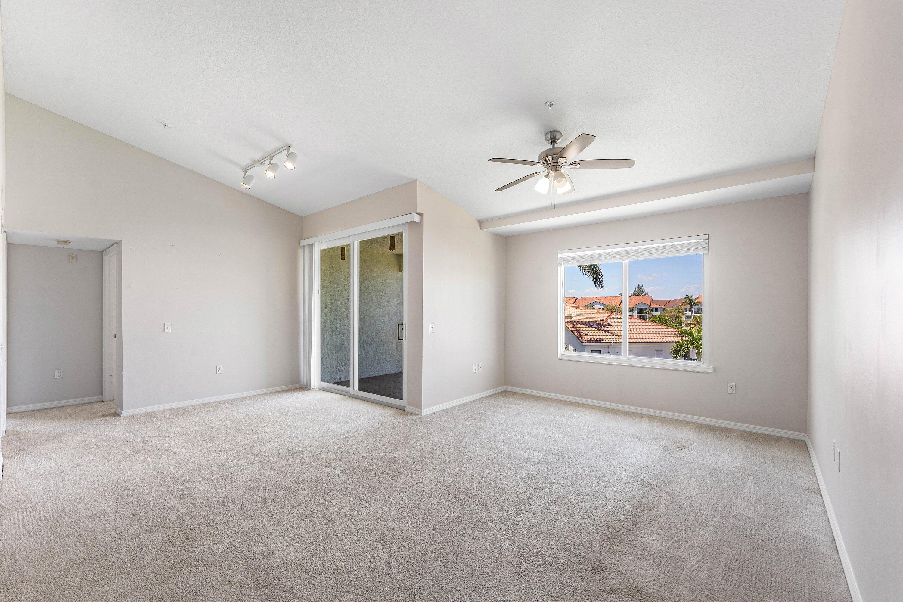 VILLA DEL SOL CONDO - Residential