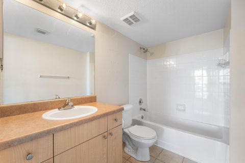 Tiny photo for 118 Villa Circle #118, Boynton Beach, FL 33435 (MLS # B26021485)