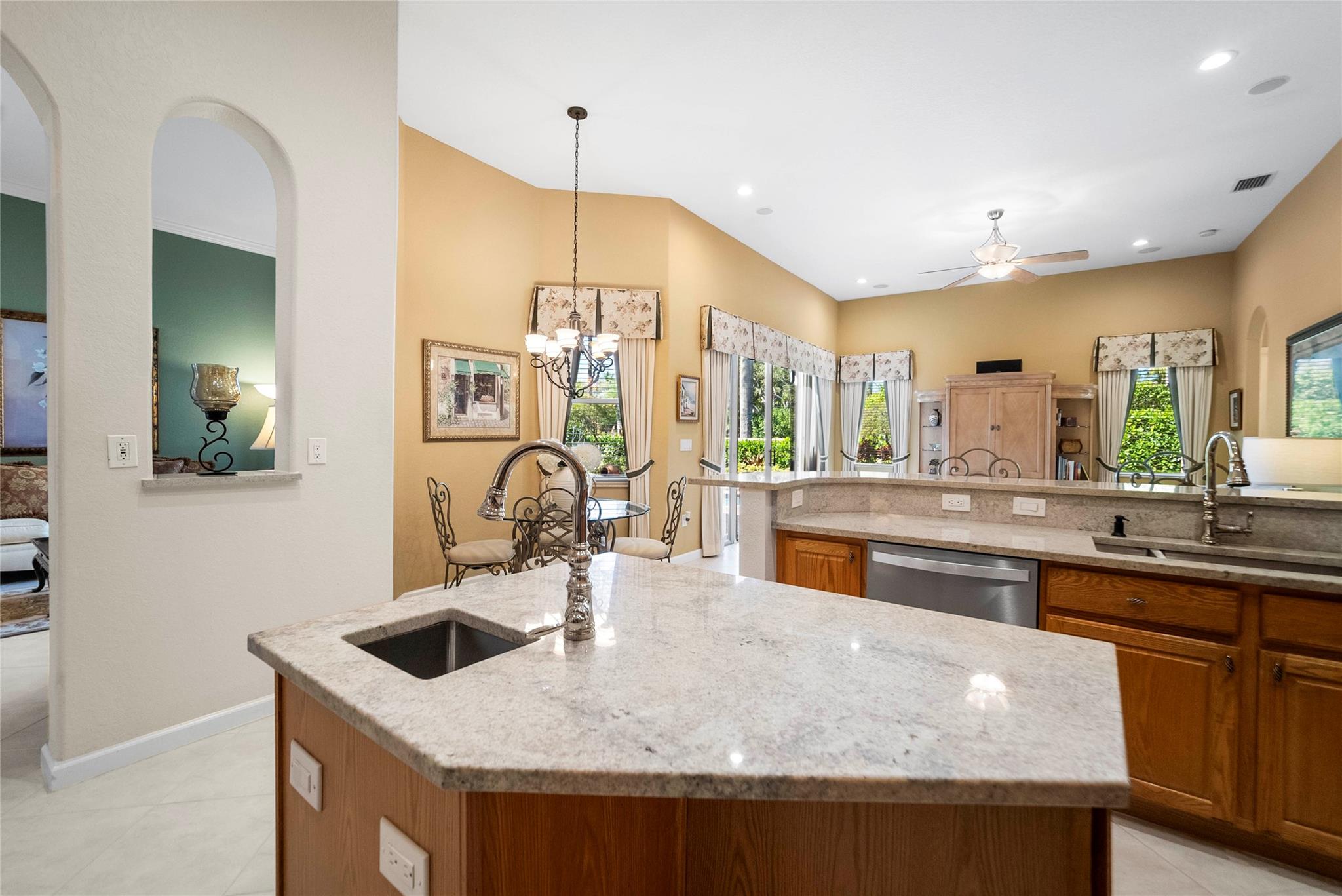 VENETIAN ISLES - Residential