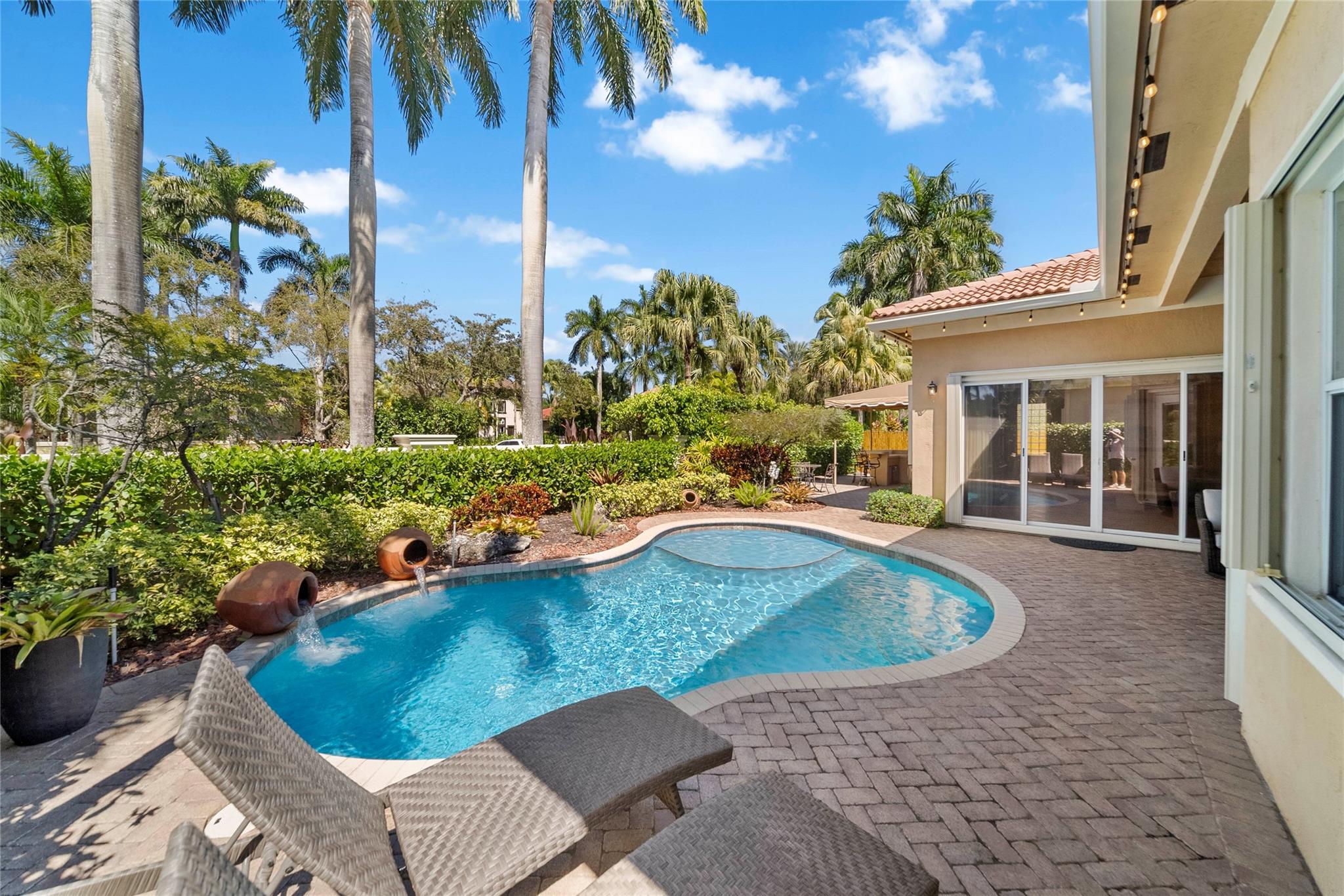 VENETIAN ISLES - Residential