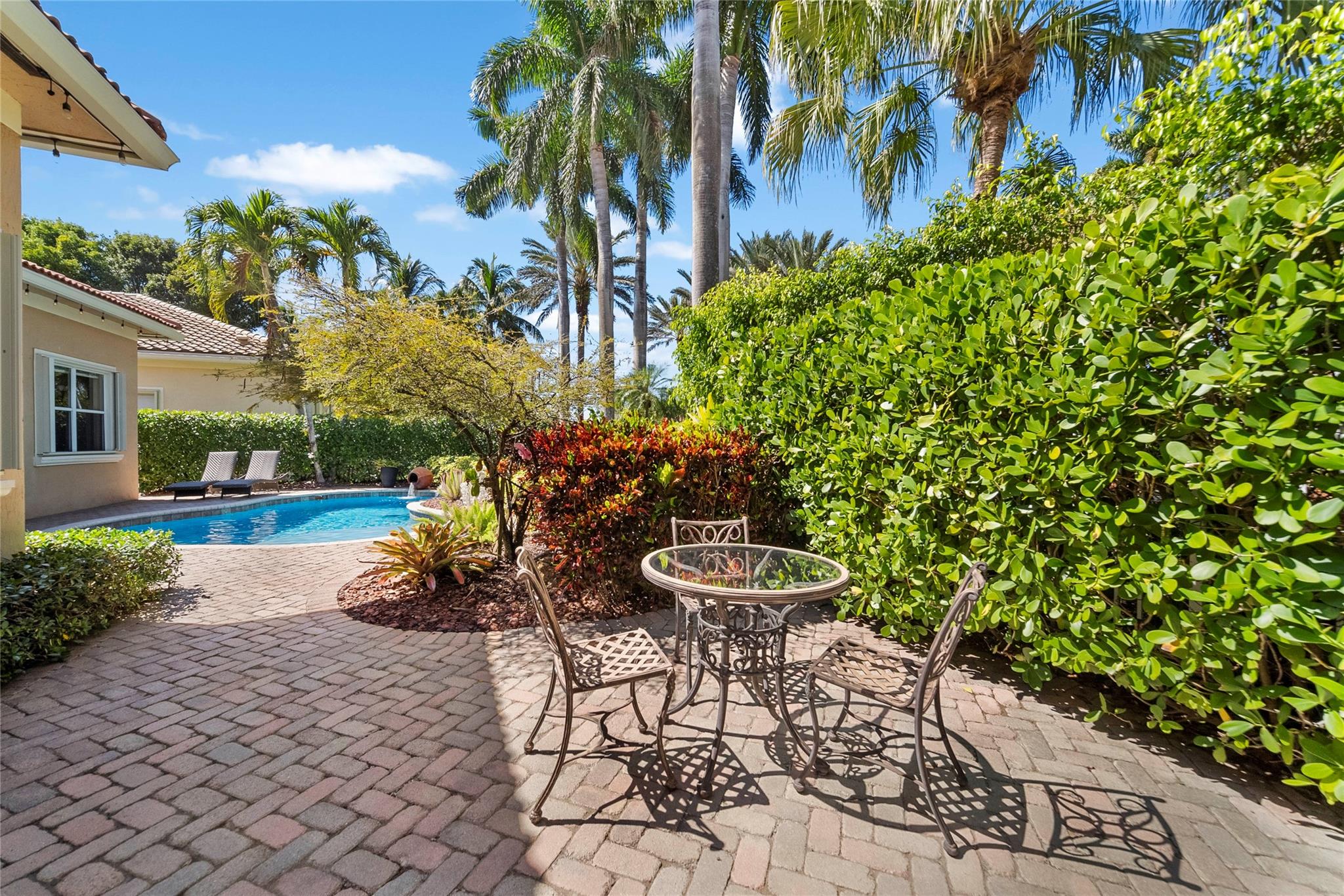 VENETIAN ISLES - Residential