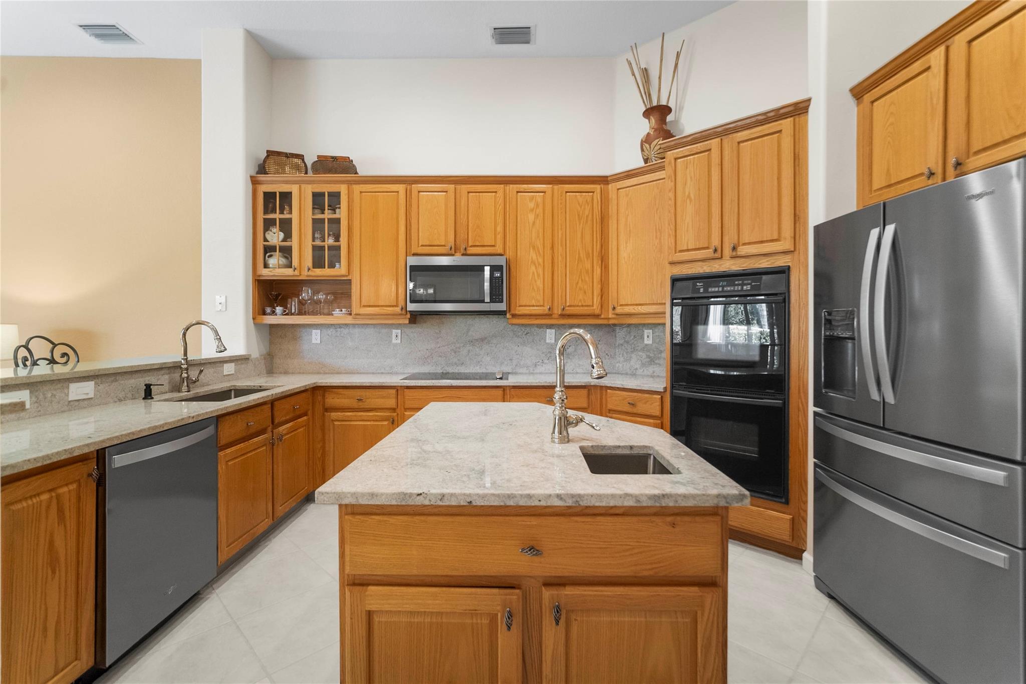 VENETIAN ISLES - Residential