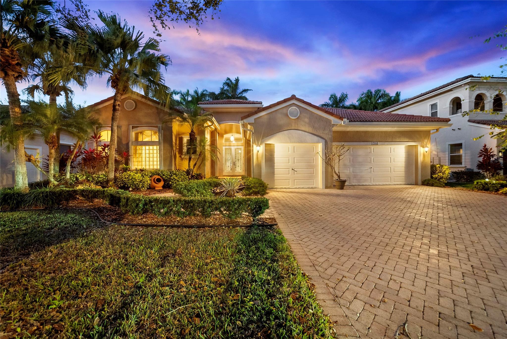 VENETIAN ISLES - Residential