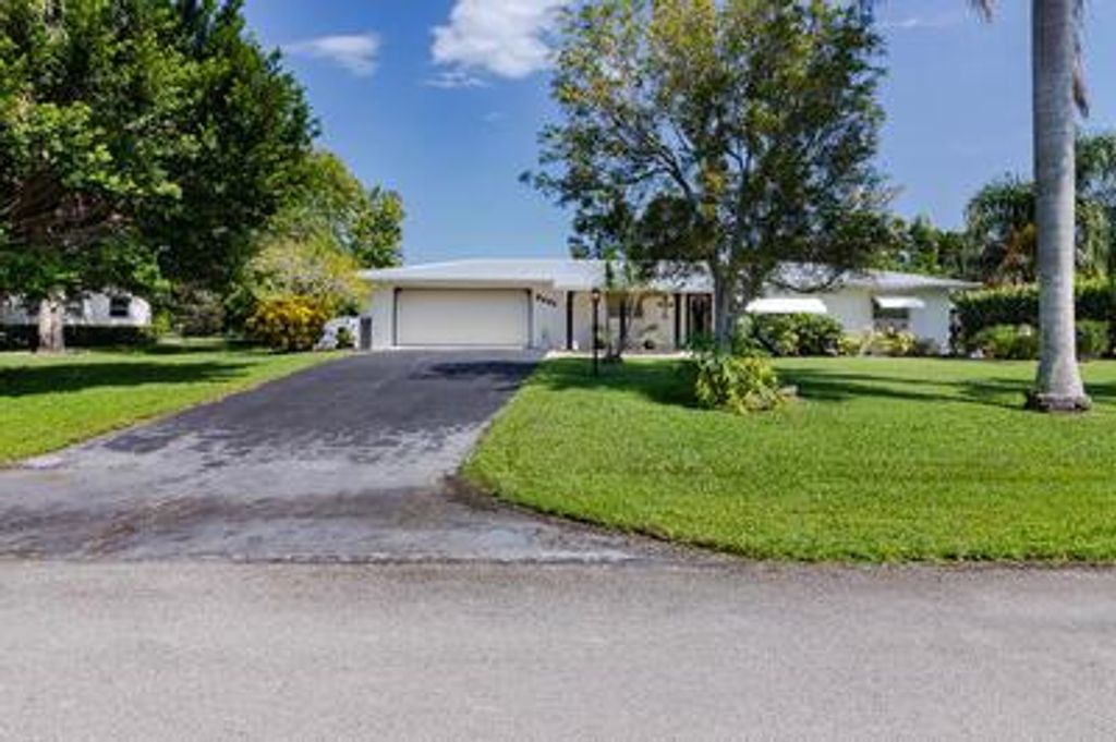 Photo of 2481 NW Everglades Boulevard, Stuart, FL 34994 (MLS # R10926419)