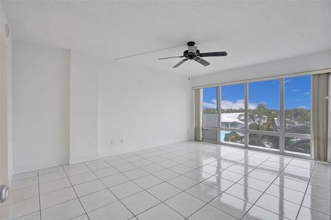 Condominium in Pompano Beach FL 801 Federal Hwy Hwy 23.jpg