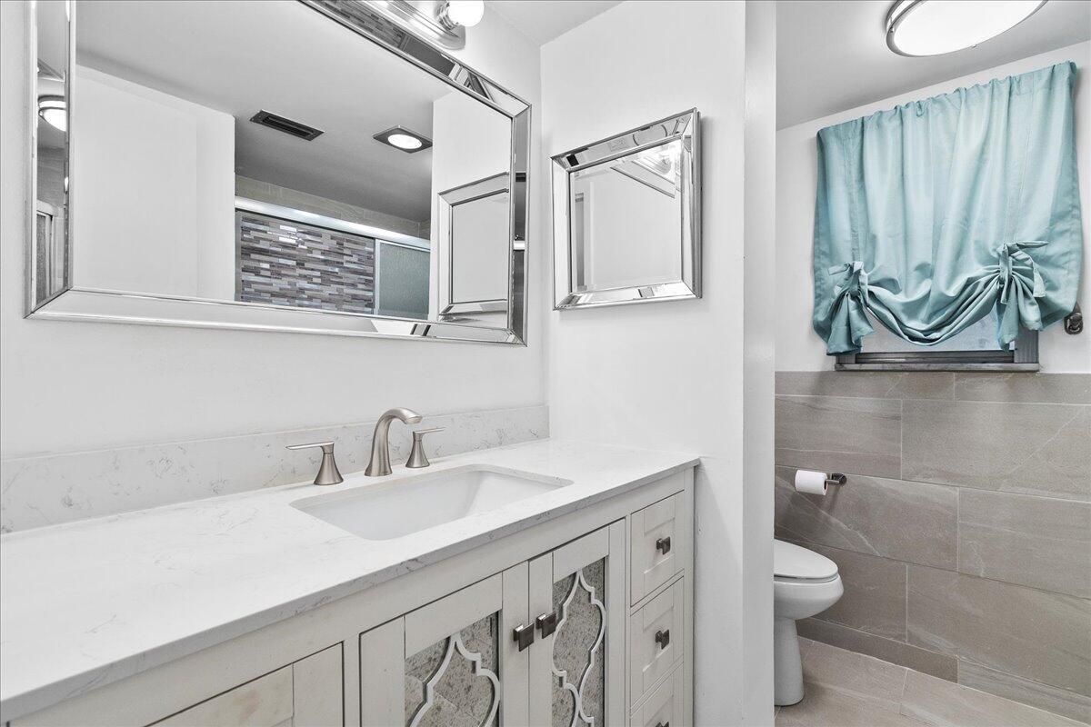 POINCIANA PLACE CONDO 1,2 - Residential