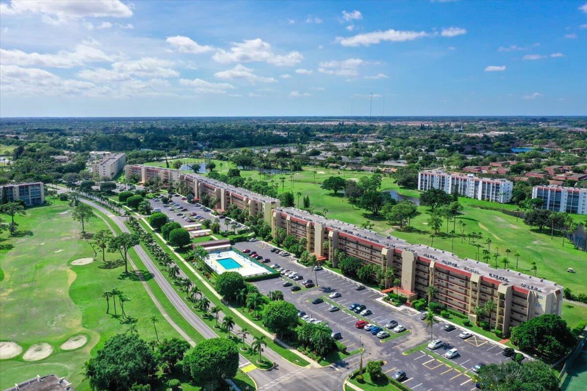 POINCIANA PLACE CONDO 1,2 - Residential