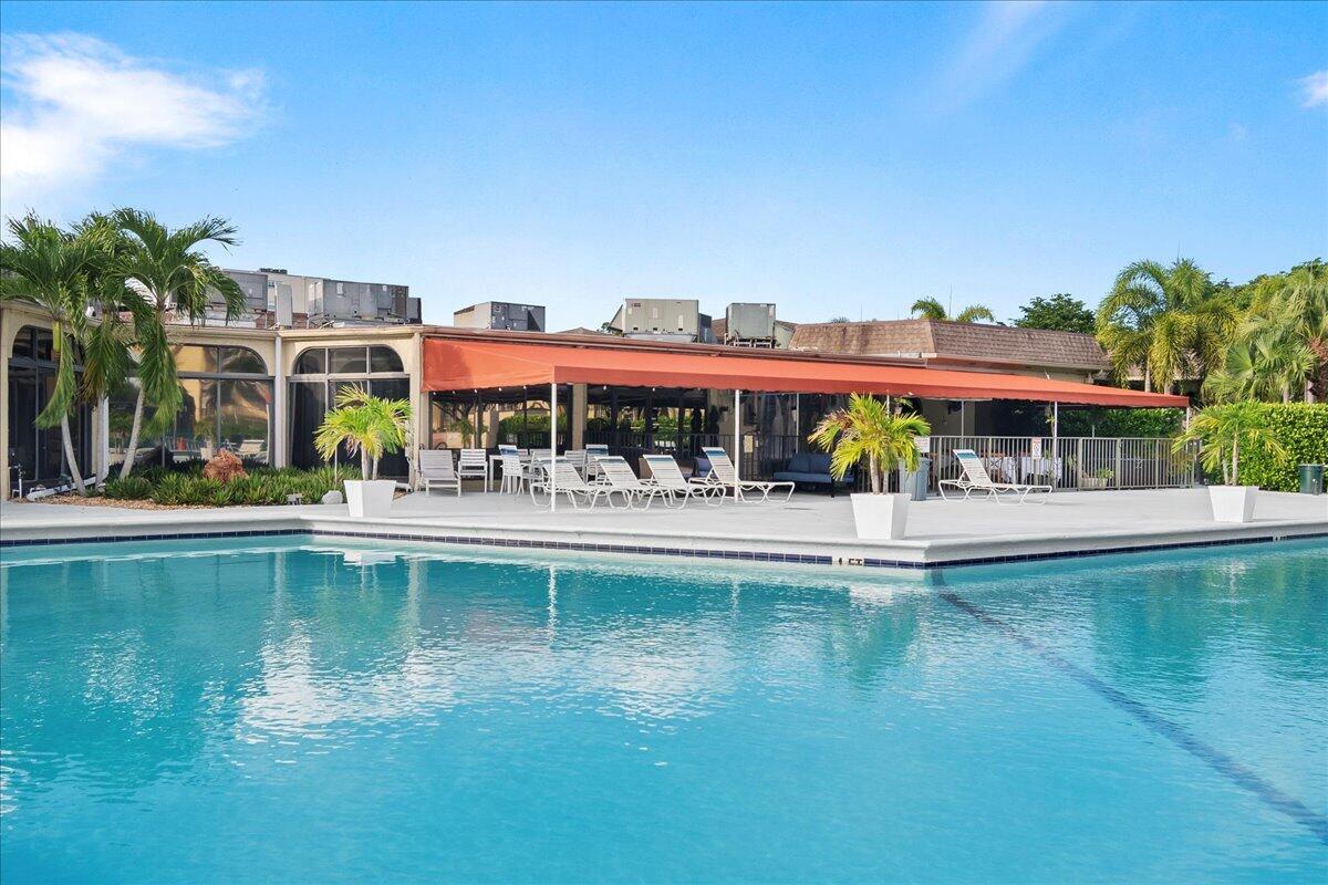 POINCIANA PLACE CONDO 1,2 - Residential