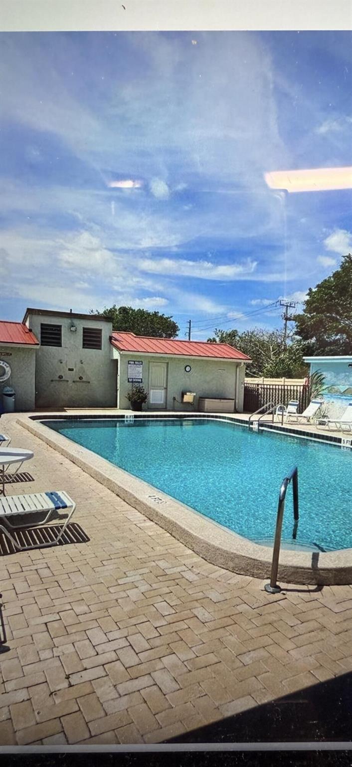 MILES GRANT CONDO - Residential Lease