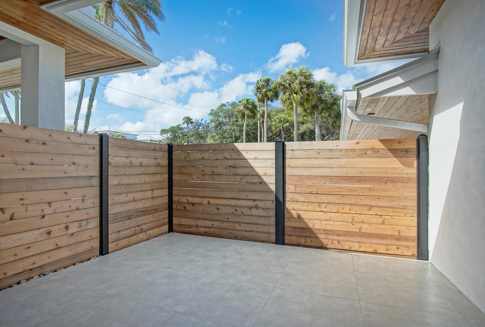 Indian River Dr - Residential