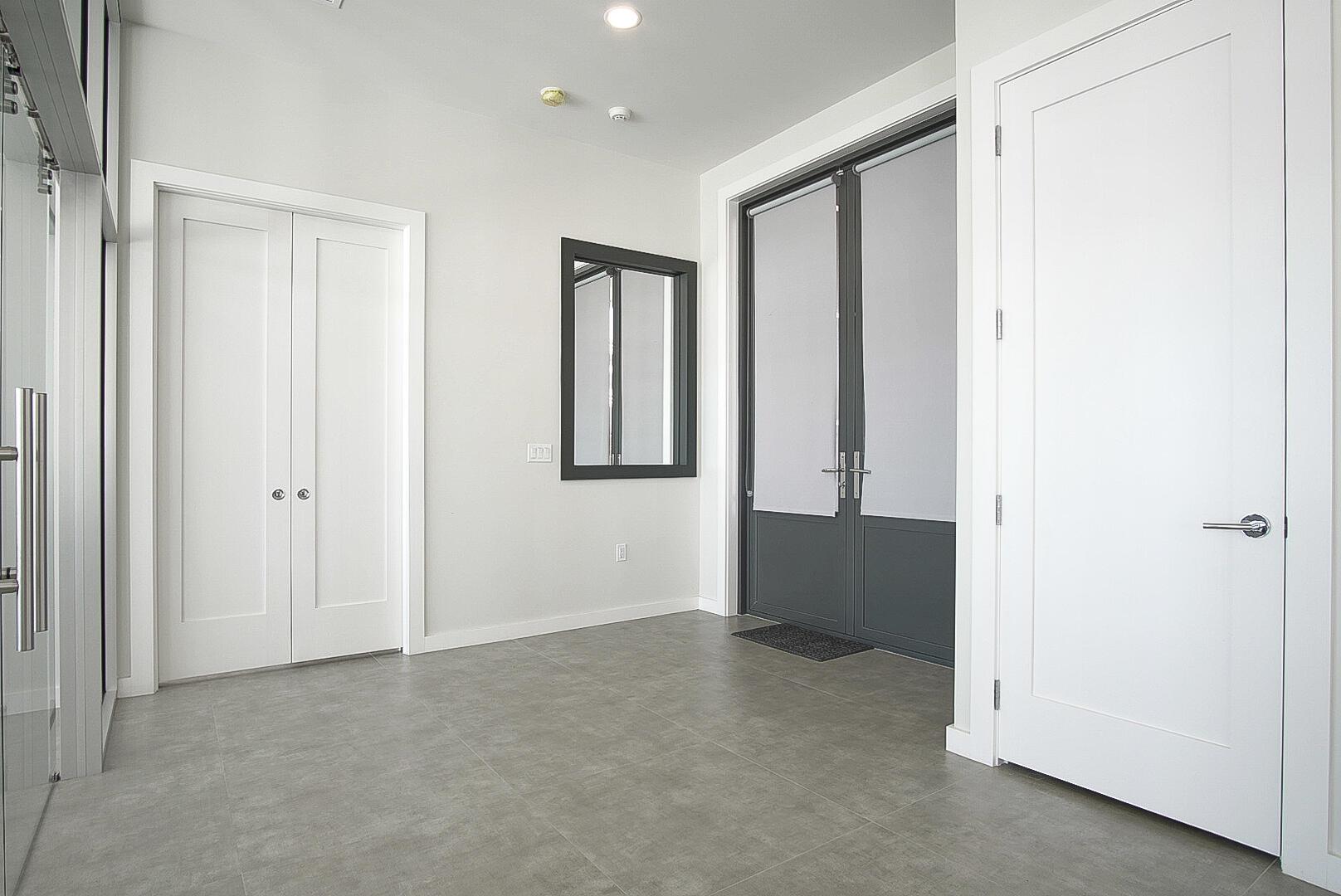 Indian River Dr - Residential