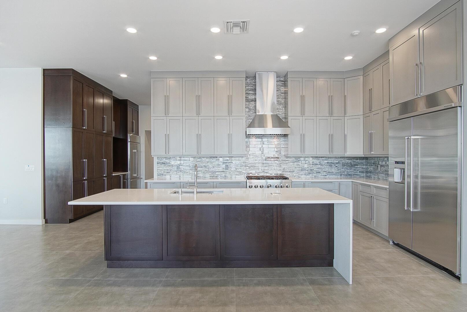 Indian River Dr - Residential