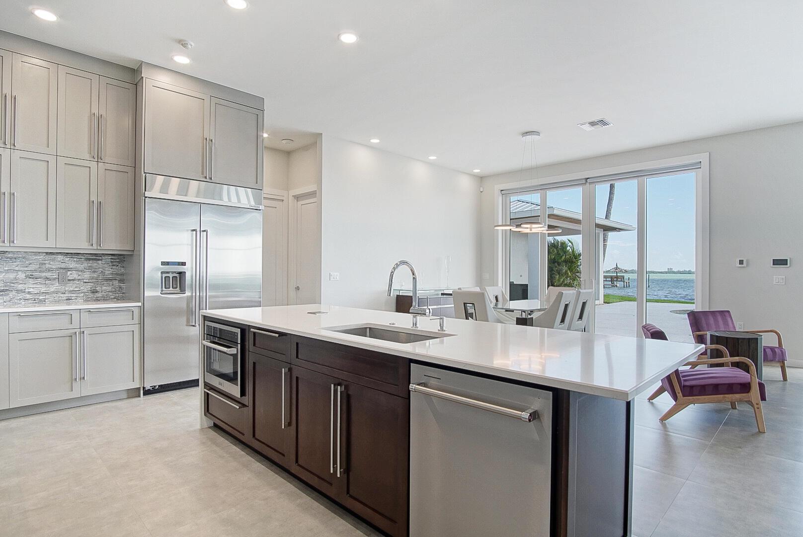 Indian River Dr - Residential