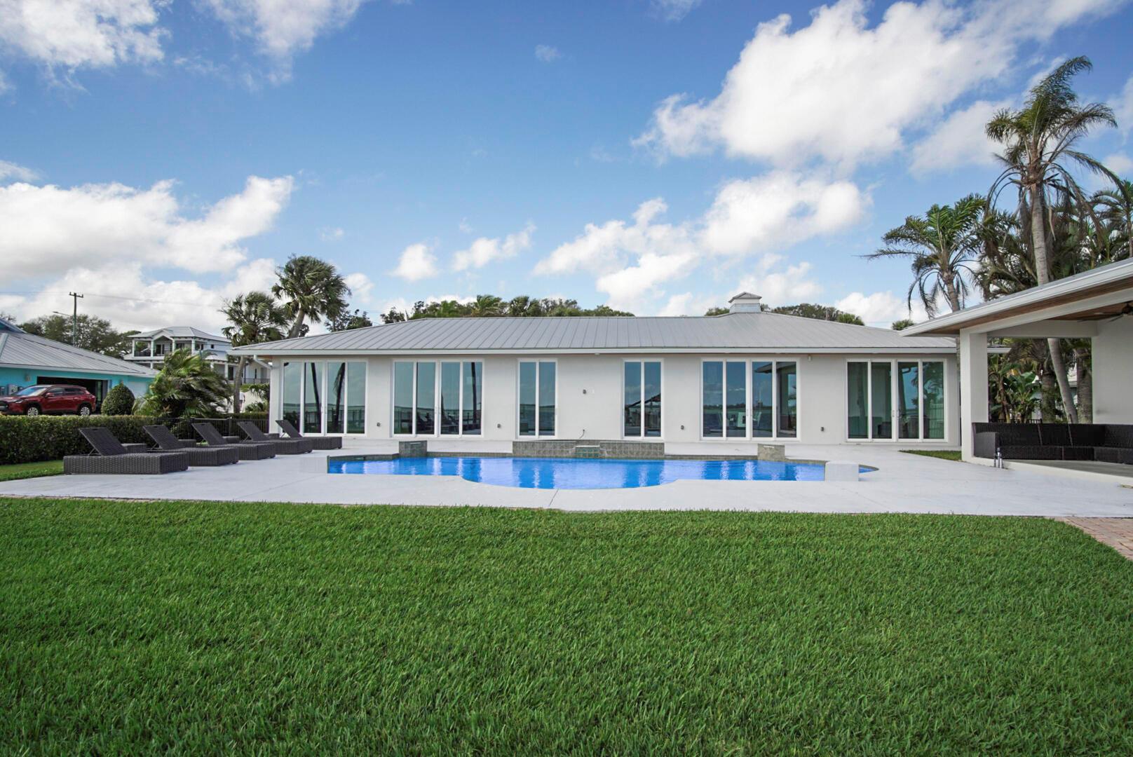 Indian River Dr - Residential