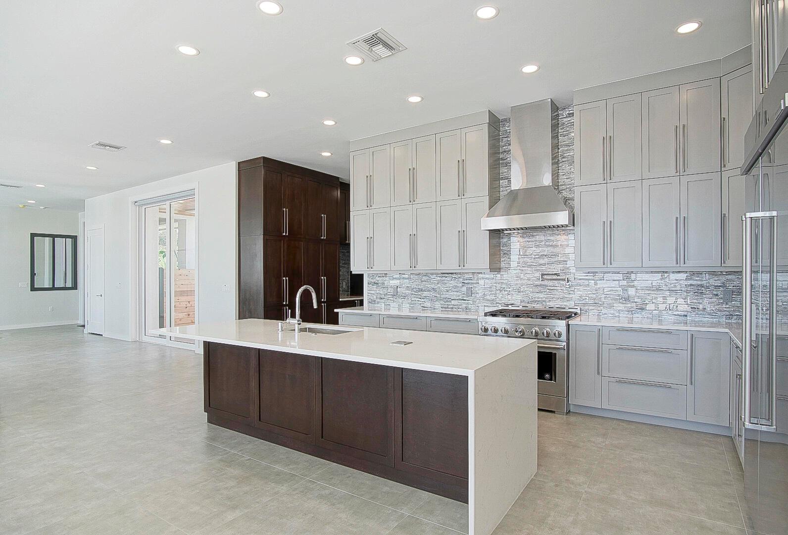 Indian River Dr - Residential