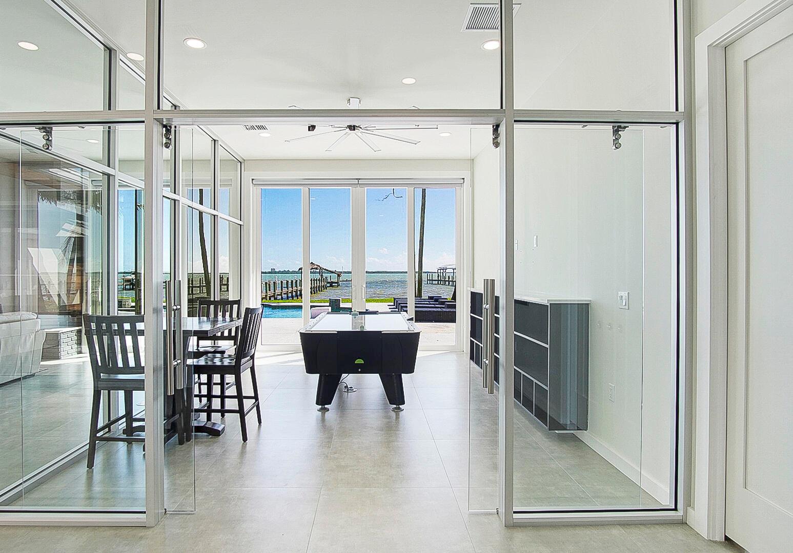 Indian River Dr - Residential