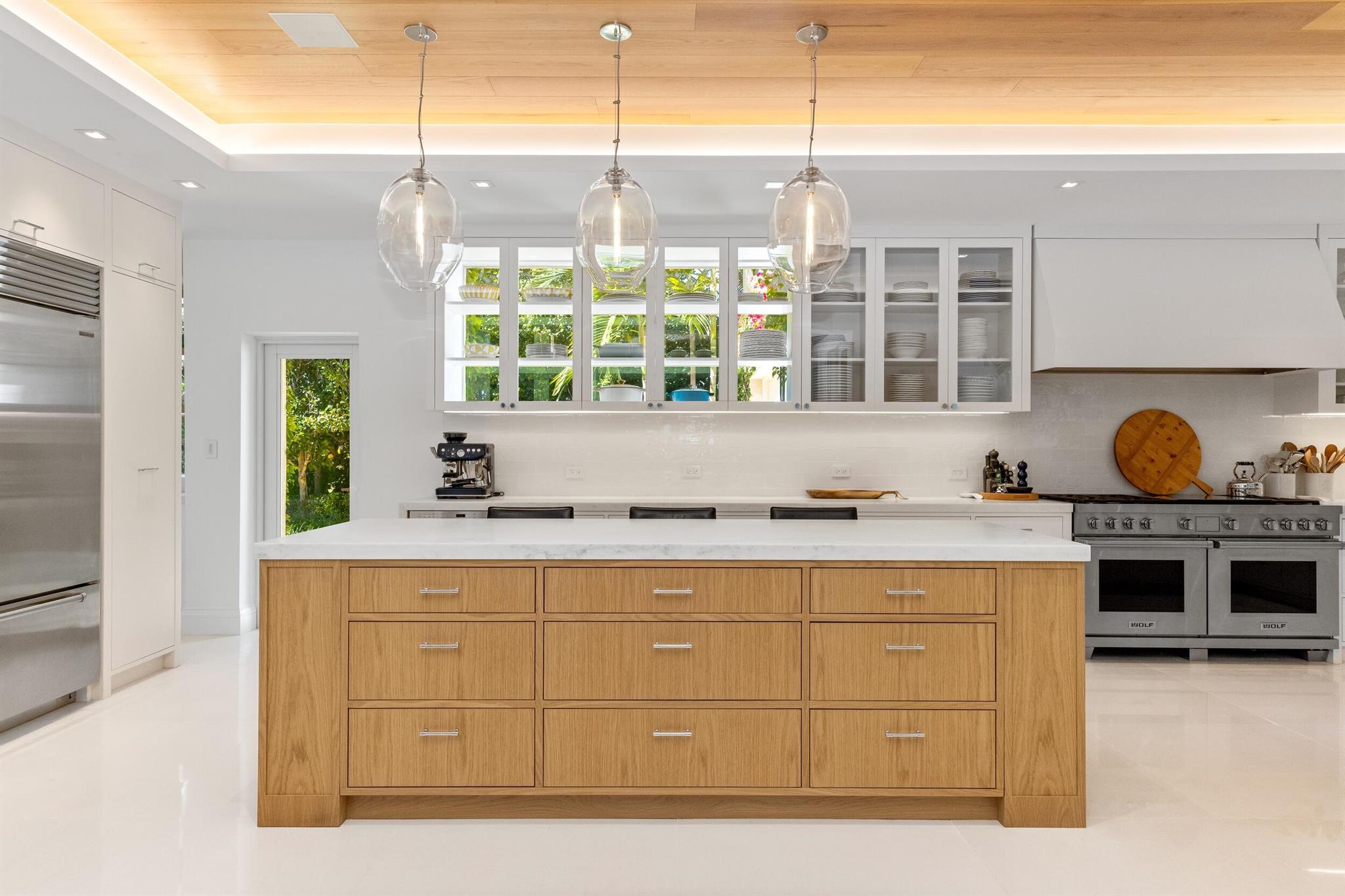 VIA VIZCAYA - Residential