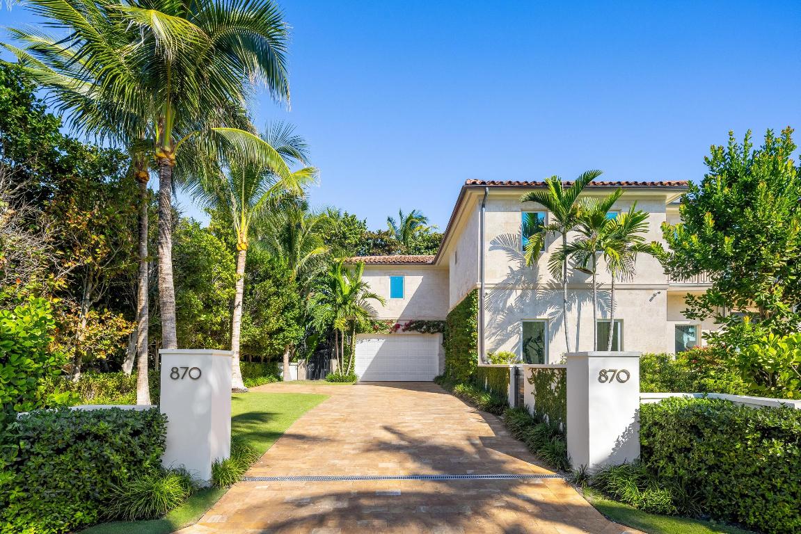 VIA VIZCAYA - Residential