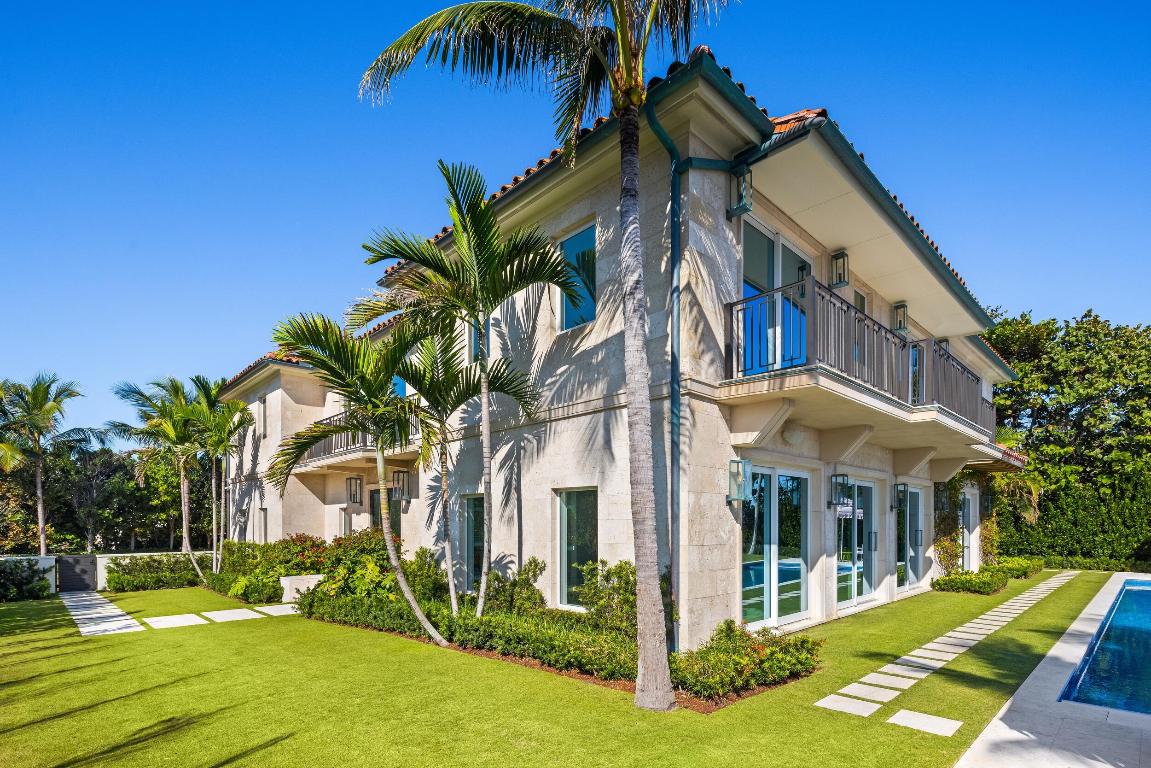 VIA VIZCAYA - Residential