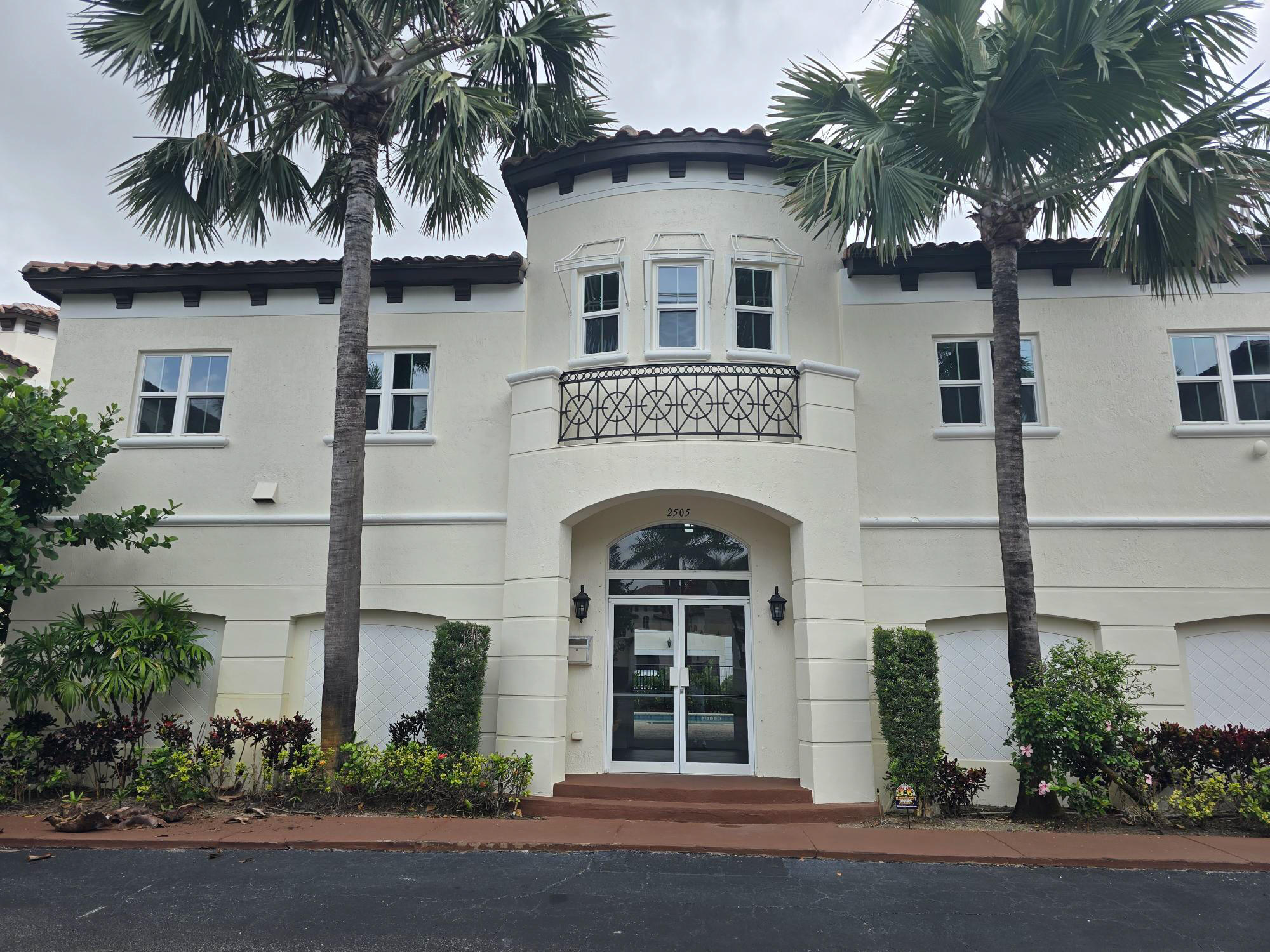 COASTAL BAY COLONY - Residential