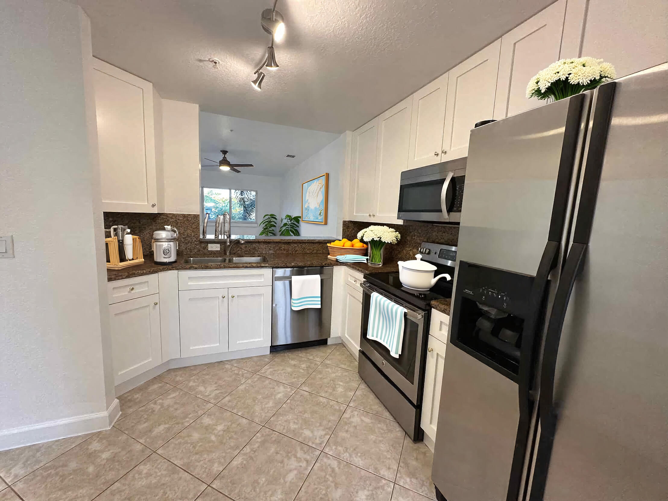 COASTAL BAY COLONY - Residential