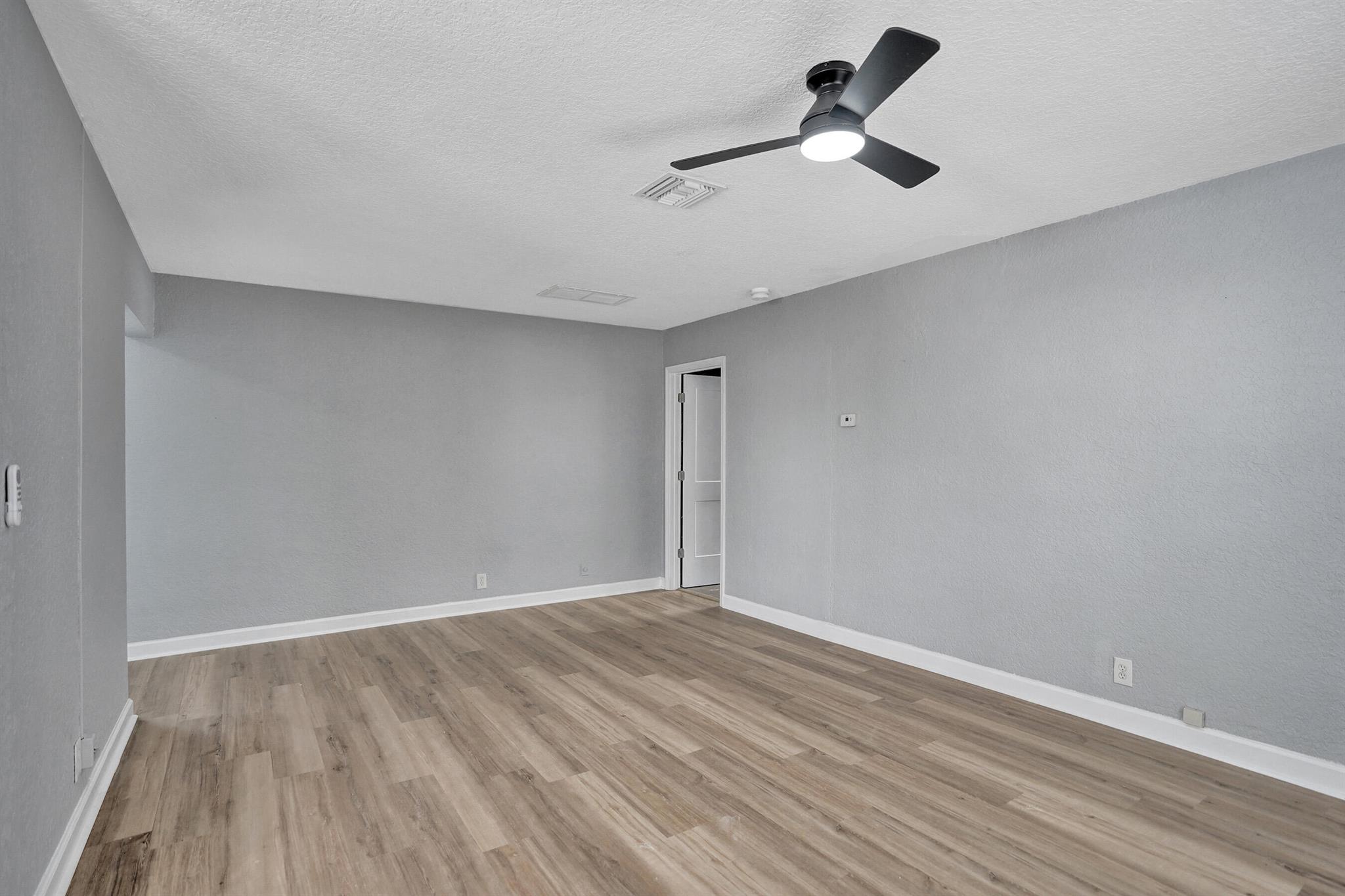 ESTATES OF SOUTH PALM BEA - Residential Income