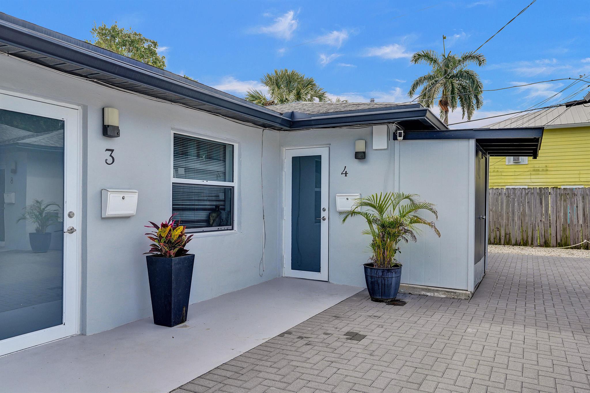 ESTATES OF SOUTH PALM BEA - Residential Income