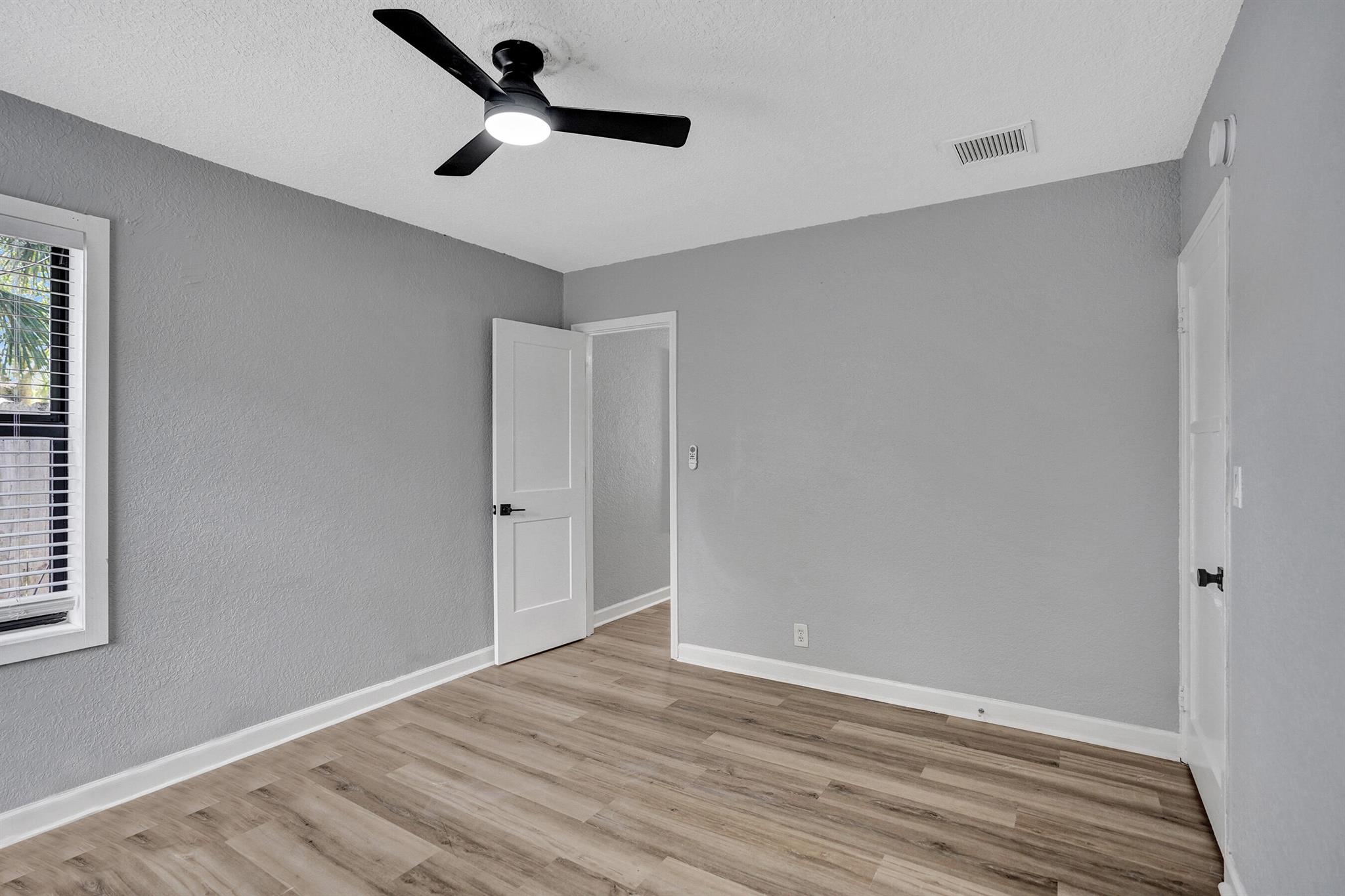 ESTATES OF SOUTH PALM BEA - Residential Income
