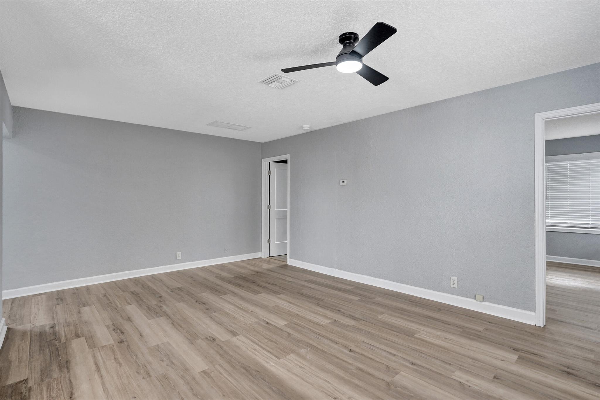 ESTATES OF SOUTH PALM BEA - Residential Income