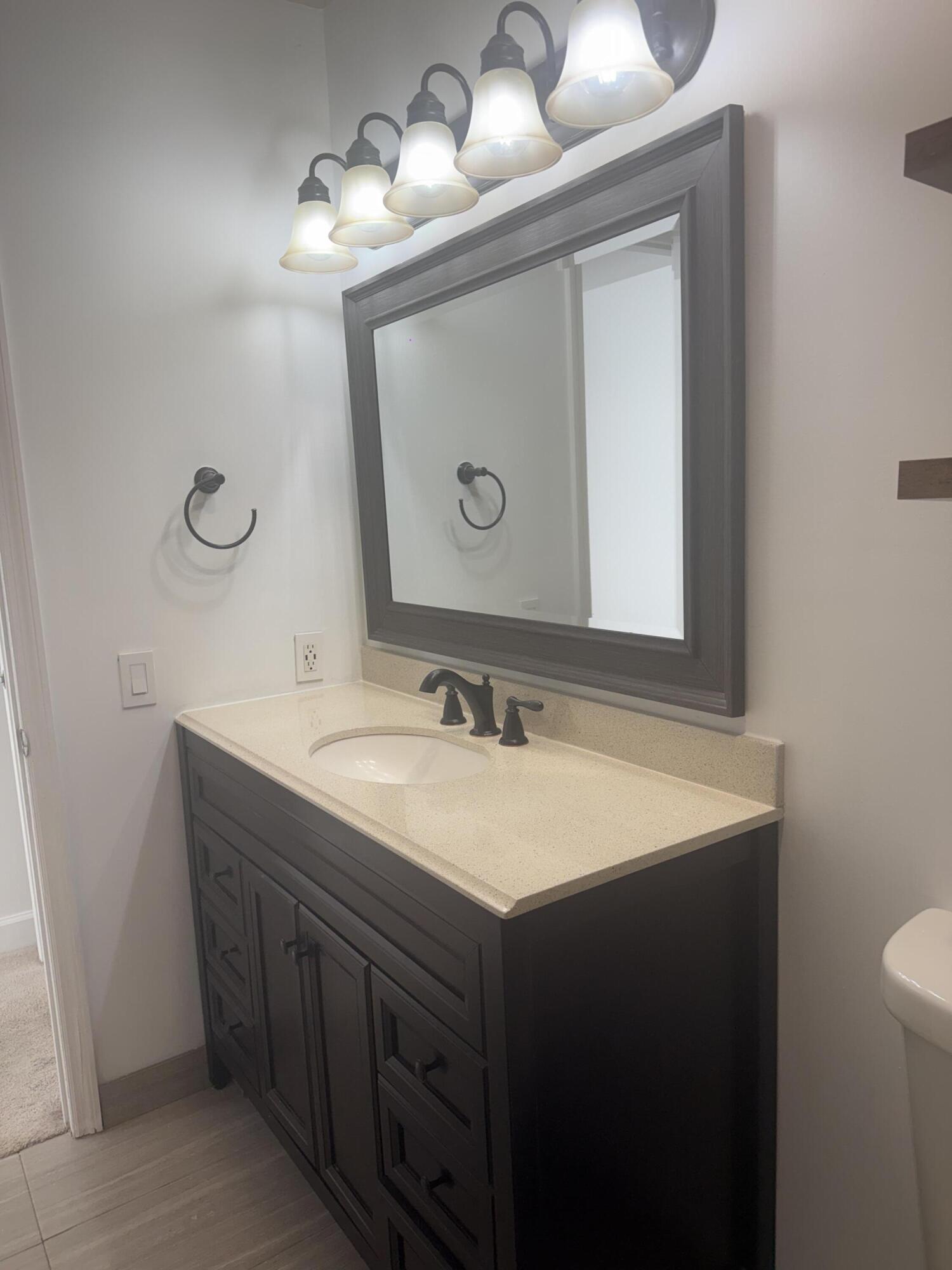 COURTYARDS AT BOCA I - Residential Lease