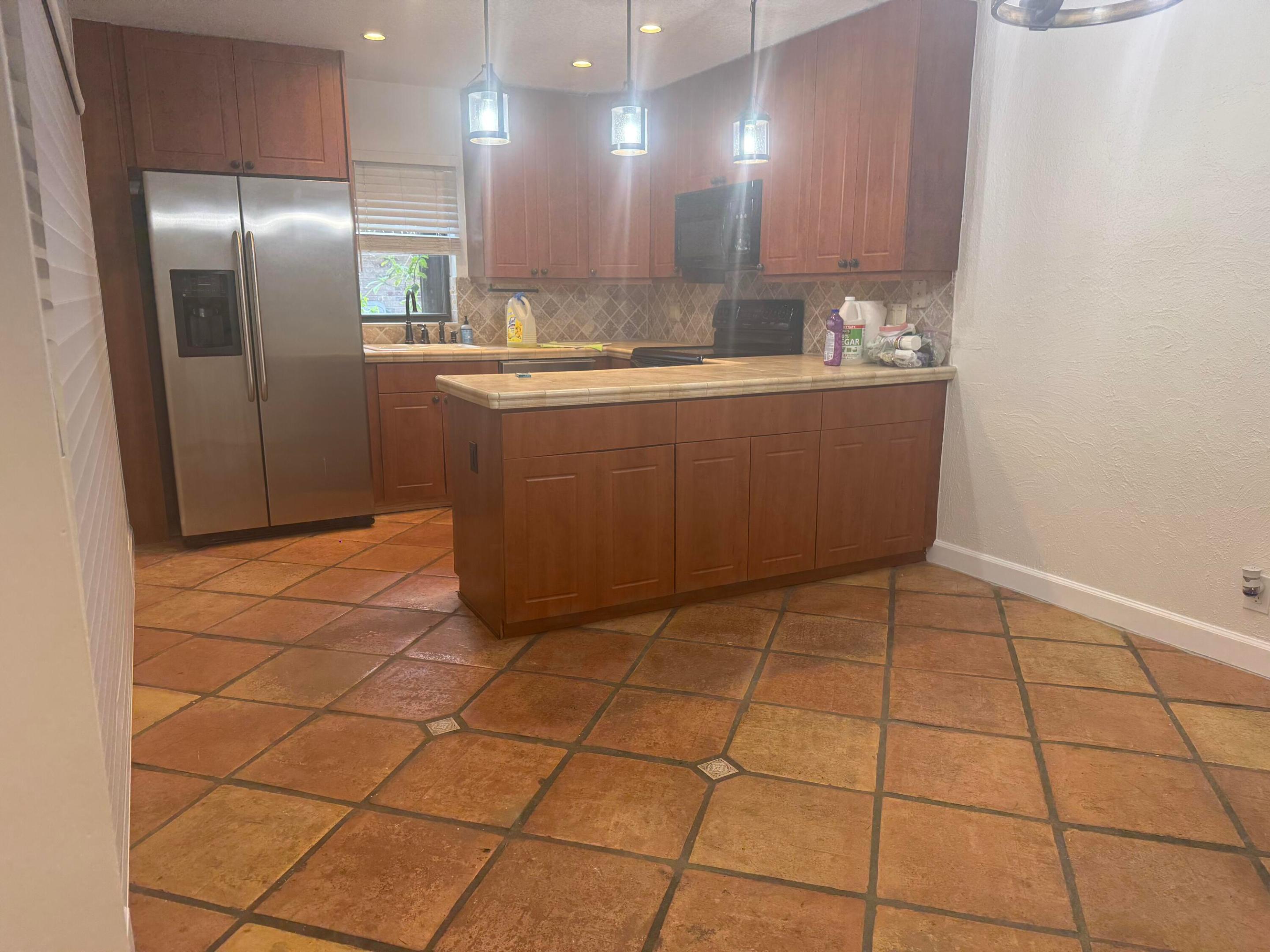 COURTYARDS AT BOCA I - Residential Lease