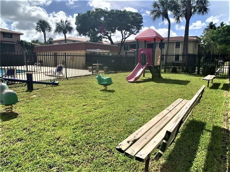 Banyan Tree Five Condo - Residential Lease