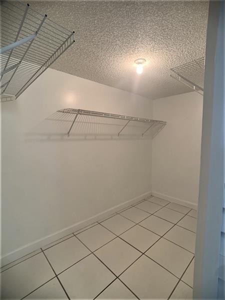 Banyan Tree Five Condo - Residential Lease