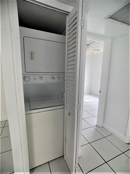 Banyan Tree Five Condo - Residential Lease