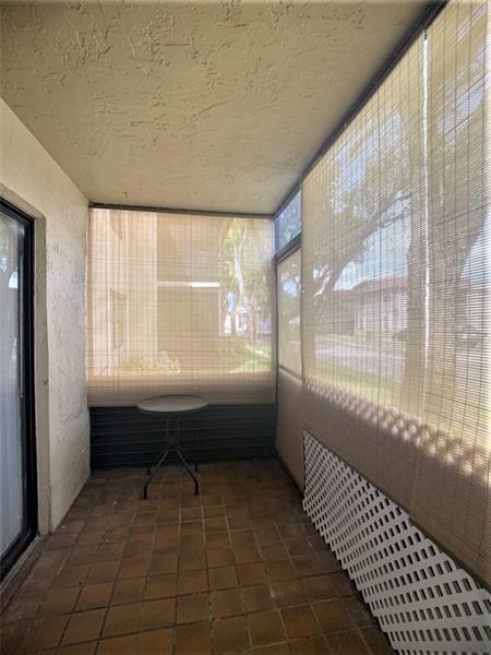 Banyan Tree Five Condo - Residential Lease