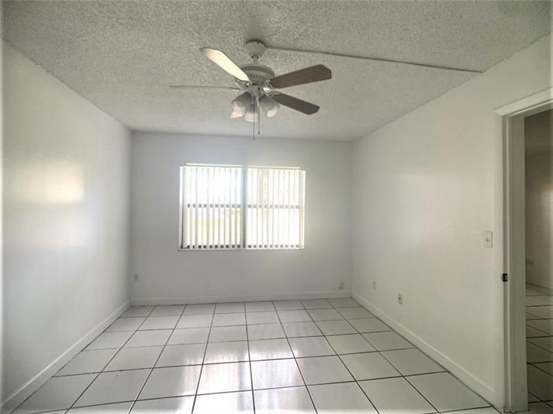 Banyan Tree Five Condo - Residential Lease