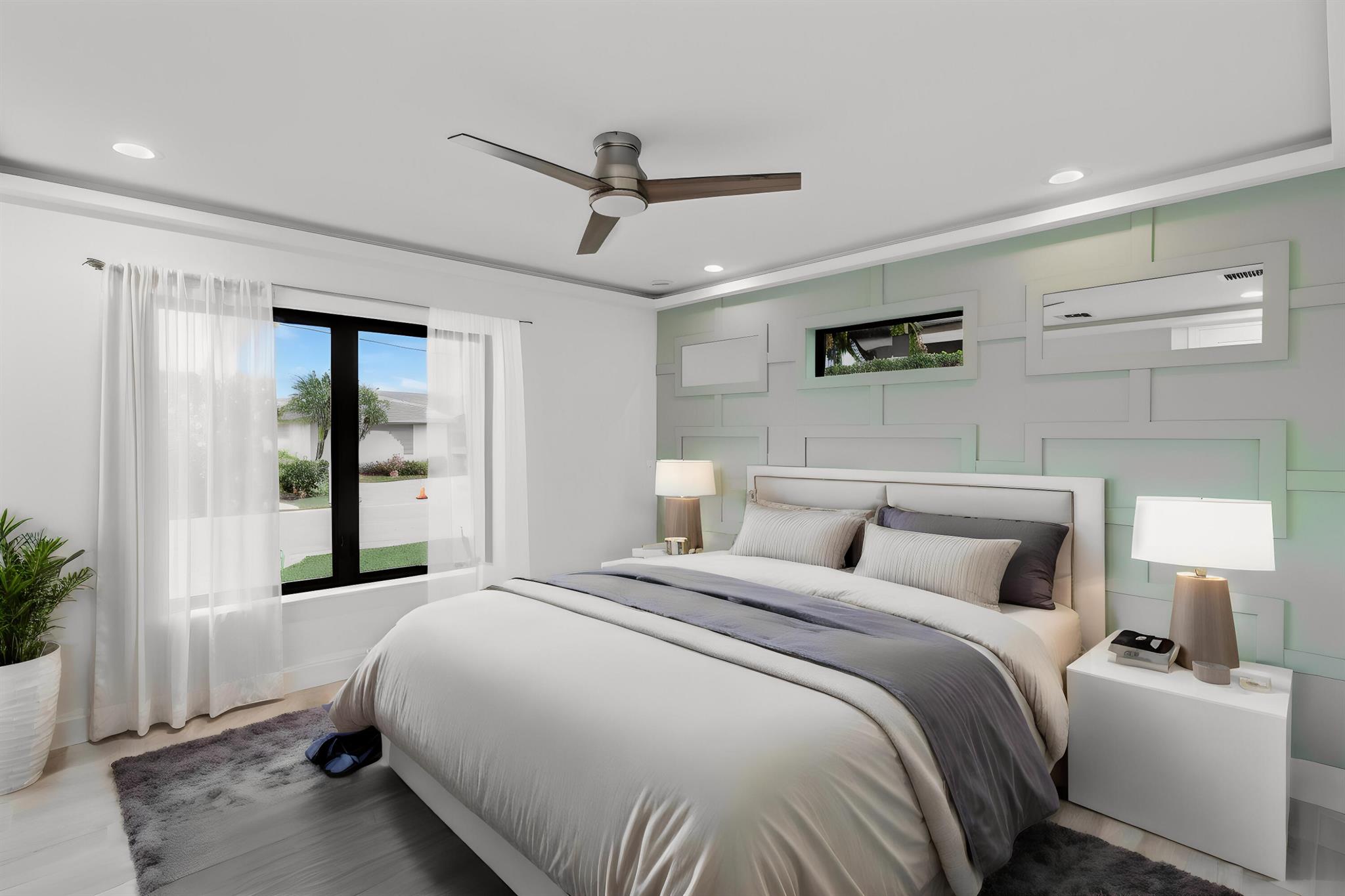 YACHT HARBOR MANOR IN - Residential