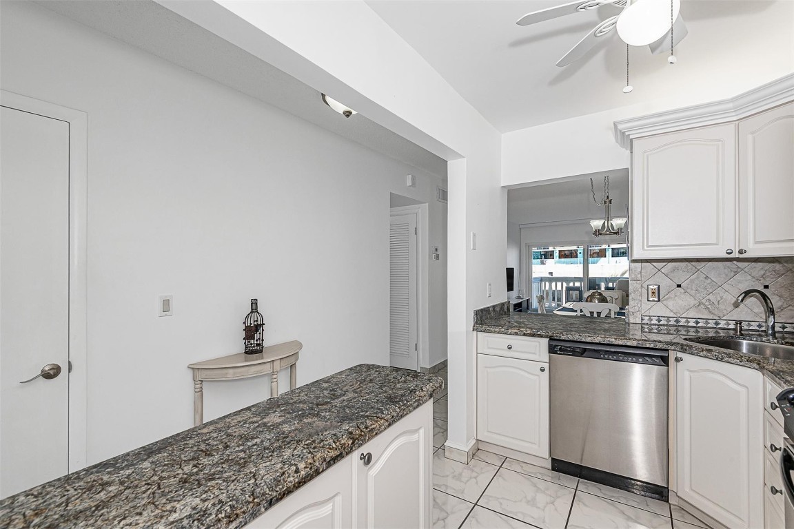 PARADISE ISLE - Residential