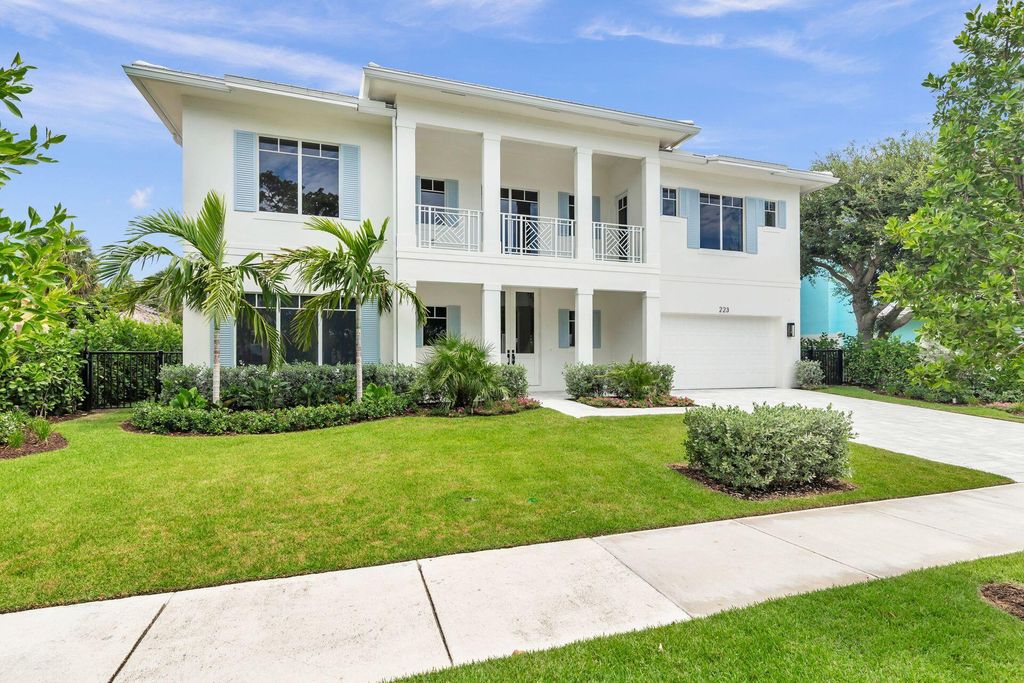 Photo of 223 Costello Road, West Palm Beach, FL 33405 (MLS # R11040328)